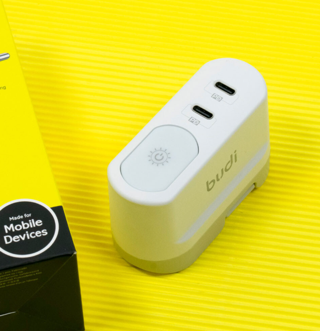 شارژر دیواری 40W بودی PD و فست با دو خروجی USB-C، نورپردازی و سری قابل چرخش مدل AC326DEW با گارانتی 18 ماهه (6 ماه تعویض) — تصویر ۴