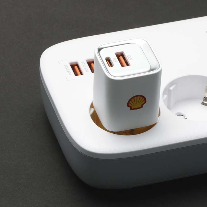 شارژر دیواری 20 وات شل مدل Shell SWC14 با 1 خروجی USB-C و 1 خروجی USB با گارانتی 18 ماهه شرکتی — تصویر ۷