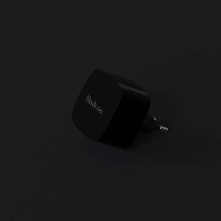 شارژر دیواری هادرون 33 وات مدل Hadron C1013 با یک خروجی USB-C با گارانتی 24 ماهه شرکتی — تصویر ۷